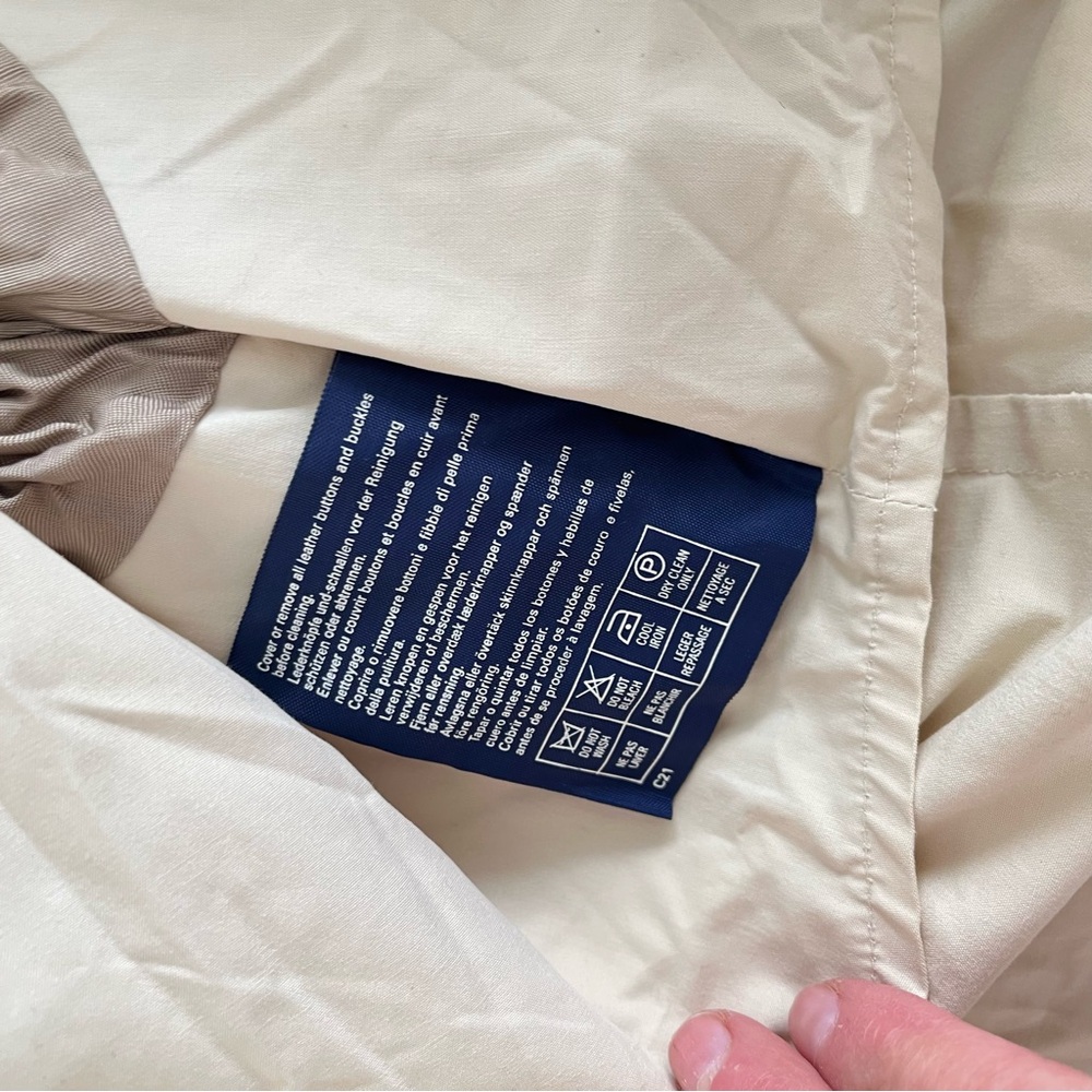 Burberry's Classic Check Pattern lined Trench - image 6